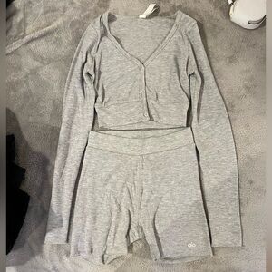 Alo Yoga Me Time Set